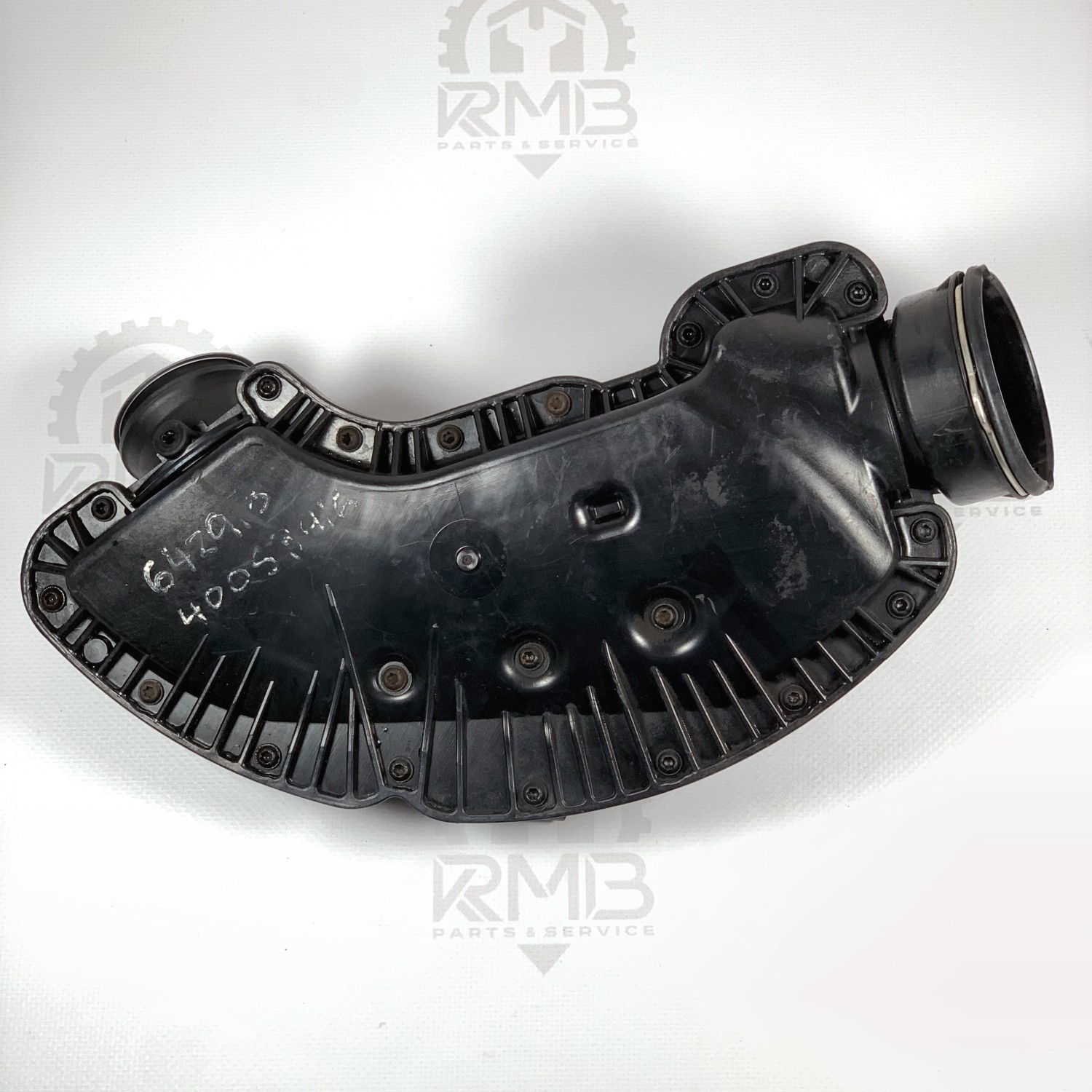 А6421400887 Резонатор турбины на 3.0 ОМ642 V6 Chrysler 300C